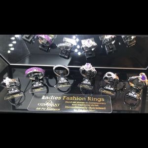 35 Pcs of Cubic Zirconia Ladies Rings